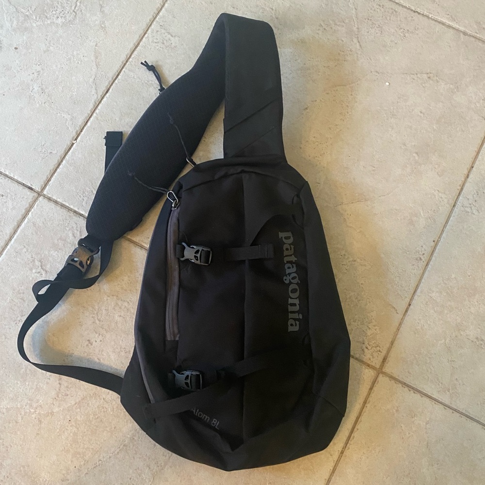 Patagonia Atom 8L